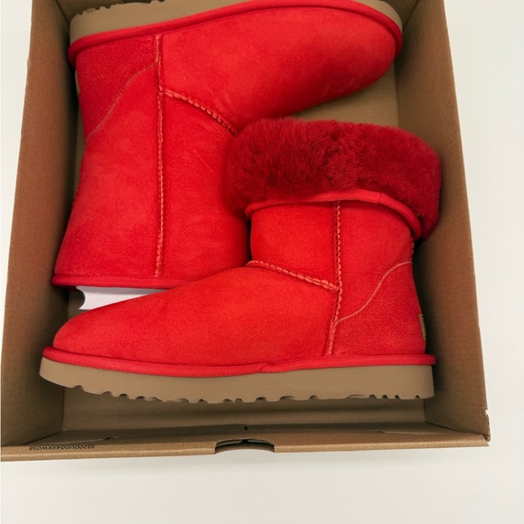 UGG Red Ankle Boots - Picture 1 of 7